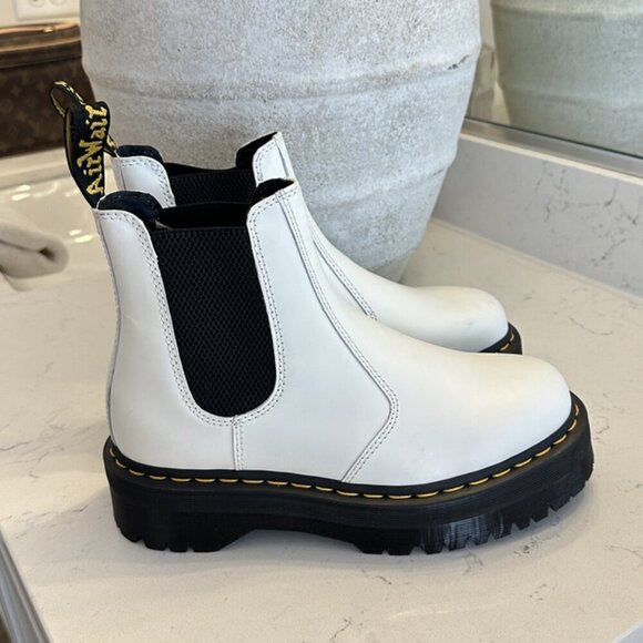 DR. MARTENS 2976 Quad Platform Chelsea Boot in White Size US 9 - Picture 6 of 9